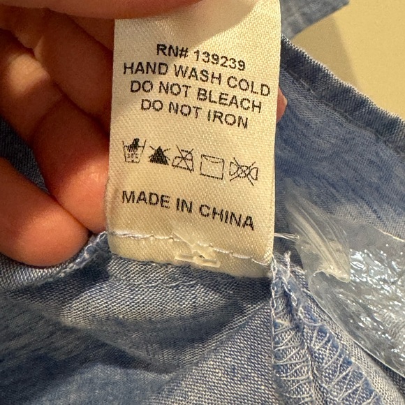 Tuckernuck Pomander Place L Blue Linen Button Down Shirt - Picture 4 of 7